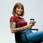 HANNA CM / IA. AI Animation, AI Content Creation, Animation, Artificial Intelligence, Audiovisual Production, Character Design, and Video Generation project by Kopy Rodriguez - 01.20.2026