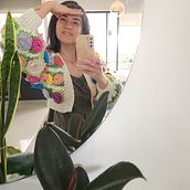 Cardigan soñado con Granny Square. Crochet, DIY, Fashion Design, Fiber Arts, and Textile Design project by Natalia Contreras - 01.25.2026