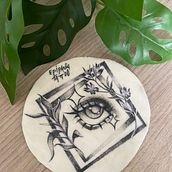 Flower eyes. Ilustração tradicional, e Desenho de tatuagens projeto de Amanda Sanches - 11.02.2026