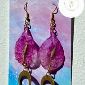 El arte en resina, un modo de expresión . Accessor, Design, Jewelr, Design, DIY, Arts, and Crafts project by Leila Ayala - 02.22.2026