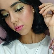 Maquiagem inspiração Manu gavassi Ein Projekt aus dem Bereich Make-up von amanda segundo - 07.03.2026