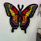 Mariposa Tufting. Un projet de Artisanat, Décoration, DIY, Art textile , et Design textile de Toto Zapata - 18.03.2026