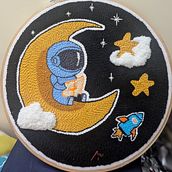 PUNCH NEEDLE SPACE THEME. Decoration, Embroider, Traditional illustration, Punch Needle, and Textile Design project by Anupriya Sharma - 03.31.2026