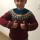 Suéter estilo Jacquard. Accessor, Design, Fiber Arts, Knitting, and Textile Design project by ma_daniela_hg - 04.01.2026