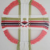 First Circle Weaving Project. Fiber Arts, Textile Design, and Weaving project by Korinna Janssen - 04.04.2026