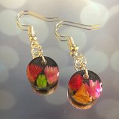 Diseño de aretes en resina . Een project van Ontwerp van accessoires, Sieradenontwerp, DIY y Craft van ena_mora80 - 15.04.2026