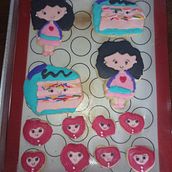 Galletas de vainilla decoradas con Royal Icing por Nathacha Bonilla. Baking, Edible Art & Icing project by Nathacha Bonilla Tovar - 04.17.2026