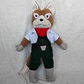 Fox McCloud de Star Fox 64. Character Design, Toy Design, Sewing, and Textile Design project by Catalina Miranda Ruedlinger - 06.02.2026