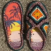 My Beautiful Crochet House Shoes!. Fashion Design, Fiber Arts, DIY, Upcycling, Crochet, and Textile Design project by Lawanda Hardy - 06.25.2026