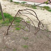 Chillido, la peineta al aire. Escultura projeto de Sonia de Viana - 10.07.2026