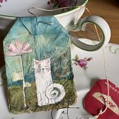 teebeutelkunst. Fine Arts, Painting, Watercolor Painting, and Gouache Painting project by Karin E. Hoffmeister - 07.19.2026