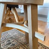 Final project - three-legged stool. Een project van Craft, Meubelontwerp en -bouw, Interactief ontwerp,  3D-modellering,  3D-ontwerp, DIY y Houtbewerking van Miroslav Radanovic - 05.09.2026