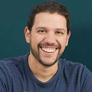 Luigi Esparza Santa María