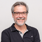 Eduardo Bajzek