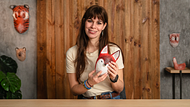 Papier-mâché: Create imaginative characters with recycled materials. Craft course by Atelier Volante