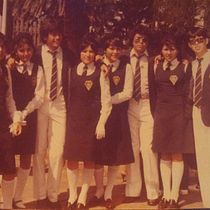 LA HISTORIA DE UNA GENERACIÓN SIN VOZ QUE QUIERE VIVIR LA SEGUNDA PARTE DE SUS VIDAS COMO 