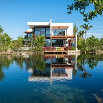 Casa Paraíso en Rosewood.