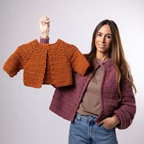 Chaqueta bebé tejida a crochet