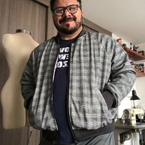 Mi proyecto del curso: Corte y confección de una cazadora bomber desde cero