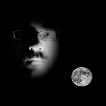 Moonlight. Photograph project by Josep Ponsà - 12.21.2014