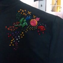 Primer bordado (recuperé un abrigo con manchas de lejía ;-). Design project by Maria Victoria Pita - 01.18.2017