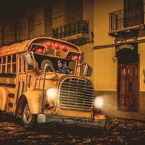 Mi Proyecto del curso: Secretos del fotomontaje y el retoque creativo "El escape" Ein Projekt aus dem Bereich Grafikdesign und Fotografie von adriancalorio - 17.05.2017