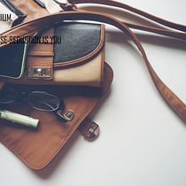 Blog profesional dedicado al mundo de los zapatos y bolso de máximo lujo.. Un projet de Naming de Manuel Marcial Moreira Fernández - 28.06.2018