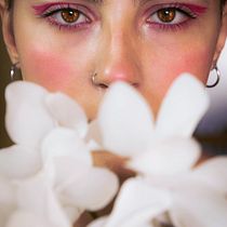 Mi Proyecto del curso: Autorretrato fotográfico artístico. Photograph, Portrait Photograph, and Photographic Lighting project by mariyana_98 - 09.22.2018