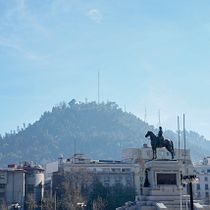 Caminado por los 200 años de la Alameda de Santiago de Chile. Photograph project by cjorqueraaceituno - 09.30.2018