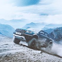 Mi Proyecto del curso: Secretos del fotomontaje y el retoque creativo - FORD RAPTOR. Graphic Design, and Photograph project by Juan Delgado - 11.22.2018