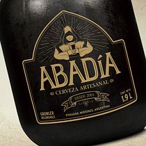 Abadía - Cerveza Artesanal/ Brew House. Br, ing, Identit, Pencil Drawing, Traditional illustration, Vector Illustration, Lettering, and Packaging project by Diego Pozzi Stevenson - 10.05.2018