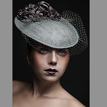 Mi Proyecto del curso: Retoque fotográfico de moda y belleza con Photoshop. Un projet de Retouche photographique de Emma Colom - 03.03.2019