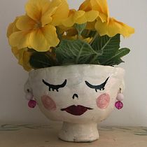 Mi Proyecto del curso: Cerámica creativa: LA DAMA FLORERO. Creativit project by Luciana Veronica Lawryczenko - 03.03.2019