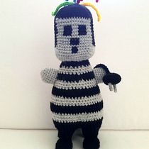 Amigurumi. Robot eléctrico.. Arts, Crafts, and Creativit project by Isabel Uribe Moya - 03.15.2019