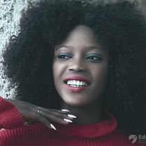 Mi Proyecto del curso: Retoque fotográfico de moda y belleza con Photoshop. Un projet de Photographie de mode, Photographie de portrait , et Retouche photographique de Edna Gri - 17.03.2019