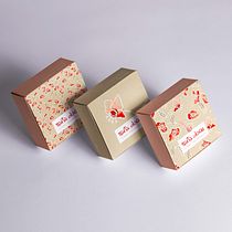 Packaging para Marta Duran: joyas hechas a mano con flores. Un progetto di Stampa di ESCARLATA FUSTER - 22.03.2019