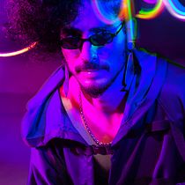 Cyberpunk. Un proyecto de Fotografía de retrato, Iluminación fotográfica y Retoque fotográfico de Lautaro Robin - 11.04.2019
