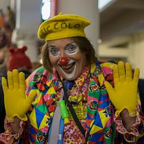 CLOWN SERVICE (LONDRES). Digital Photograph project by Laura Martiago - 04.12.2019