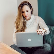 Mi Proyecto del curso: Creación y edición de contenido para Instagram Stories. Un projet de Br, ing et identité, Éducation, Instagram, Marketing, Marketing digital , et Réseaux sociaux de Daniela Flores - 03.05.2019