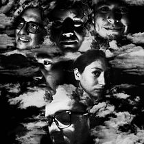 "Everybody wants to rule the world" (2 modificaciones). Photograph, Fine-Art Photograph, Digital Photograph, Design, and Portrait Photograph project by Alejandro Ginés Muñoz Mendoza - 05.05.2019