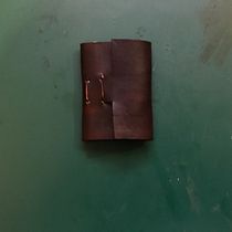 Cartera minimalista. Diseño innovado en base al original que vi en venta.. Fine Arts project by Abdiel Elías - 05.08.2019