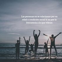 NOS RELACIONAMOS PRO FRECUENCIA Mi Proyecto del curso: Copywriting creativo para emprendedores. Cop, and writing project by Gisela Casiano bustamante - 05.26.2019