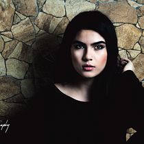 Mi Proyecto del curso: Retoque fotográfico de moda y belleza con Photoshop. Portrait Photograph project by Ernesto Chaval - 05.31.2019