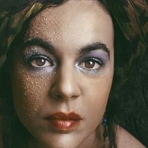 Mi Proyecto del curso: Autorretrato fotográfico artístico. Portrait Photograph project by mluz_coello - 06.03.2019