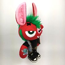 Mi Proyecto del curso: Textile Toys: diseño y creación de personajes en tela. Bitterbichos. Een project van Naaiwerk, Craft y Speelgoedontwerp van Adrián Álvarez Sánchez - 06.07.2019