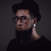 Mi Proyecto del curso: Introducción a la iluminación fotográfica con flash de mano. Un projet de Photographie, Photographie de studio, Photographie de portrait , et Photographie numérique de Juan Andres Araya Contreras - 08.09.2019