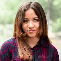 Mi Proyecto del curso: Retoque fotográfico de moda y belleza con Photoshop. Portrait Photograph project by Ariel Batista - 08.01.2019