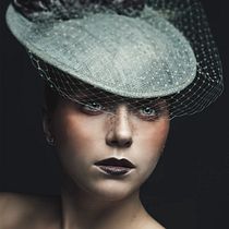Mi Proyecto del curso: Retoque fotográfico de moda y belleza con Photoshop. Fashion Photograph project by Iván Vfx Compositor - 08.11.2019