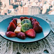 Food Break ( Café y fruta a media tarde). Product Photograph project by Liz Cárdenas - 08.10.2019