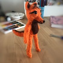 Fox Bridget . Criatividade, e Design projeto de Paula Escudero - 01.09.2019